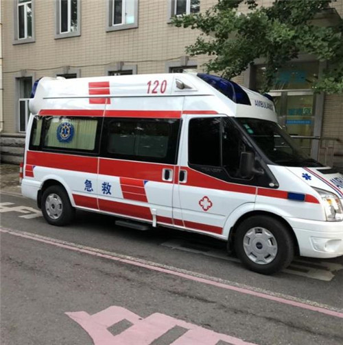 玛多选择我们的救护车出租,开启安心转院之旅